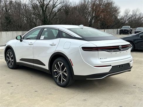 New 2026 Toyota Crown XLE image 3