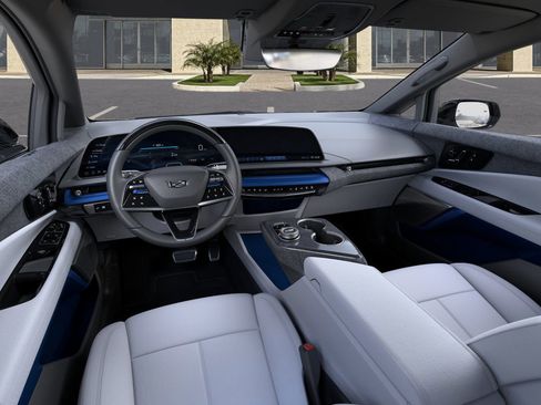 New 2025 Cadillac Optiq Luxury 1 image 15