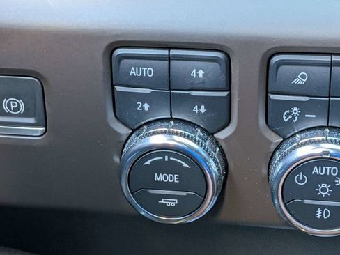 Used 2022 GMC Sierra 1500 Denali w/ Denali Reserve Package AWD/4WD image 28