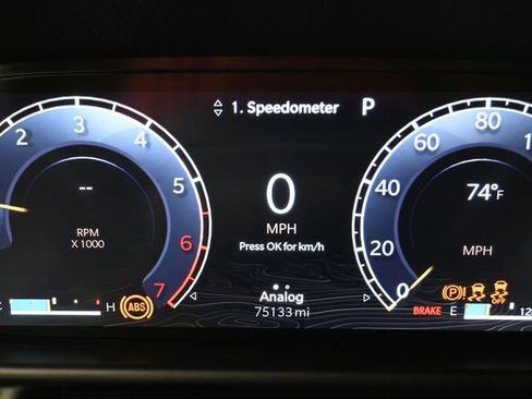 Used 2024 Jeep Wagoneer Series II w/ Flexible Seating Group image 6