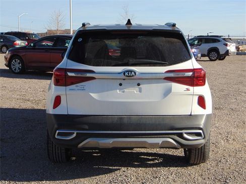 Used 2021 Kia Seltos S image 5
