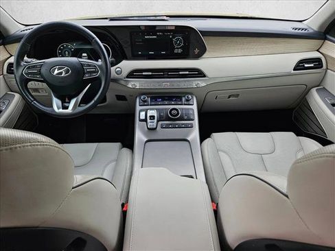 Used 2021 Hyundai Palisade Limited image 18