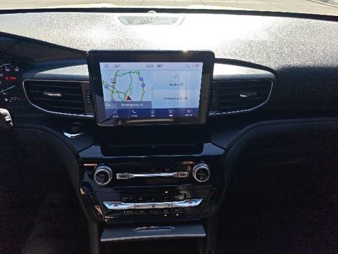 Used 2023 Ford Explorer ST-Line w/ Class IV Trailer Tow Package image 11