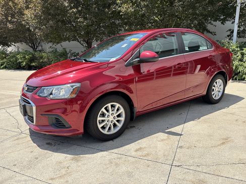 Used 2019 Chevrolet Sonic LT FWD image 3