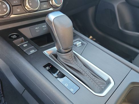 New 2026 Nissan Kicks S image 29