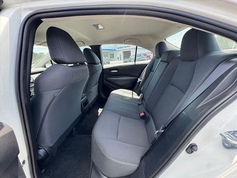 Used 2021 Toyota Corolla LE w/ Carpet Mat Package (TMS) FWD image 11