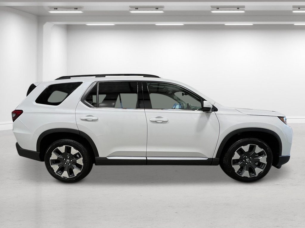 New 2026 Honda Pilot Touring image 8