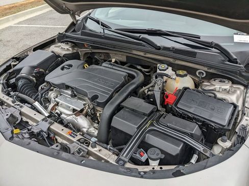 Used 2024 Chevrolet Malibu LT image 58