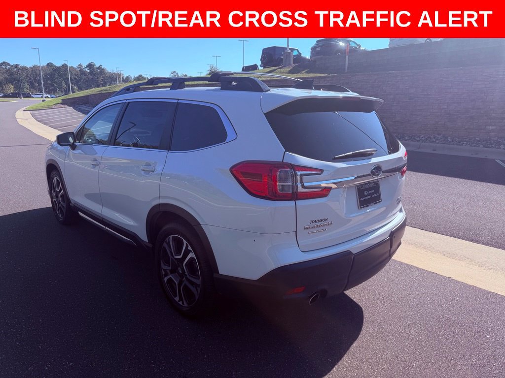 Used 2023 Subaru Ascent Limited w/ Technology Package AWD/4WD image 5