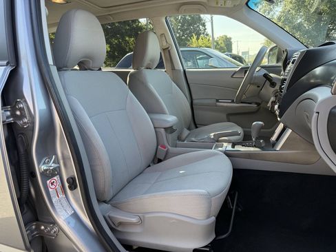 Used 2011 Subaru Forester 2.5X Premium AWD/4WD image 14