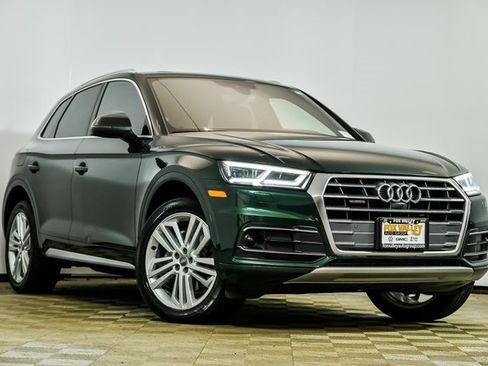 Used 2018 Audi Q5 Prestige w/ Prestige Package image 1