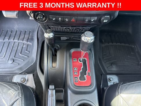 Used 2018 Jeep Wrangler Unlimited Sahara AWD/4WD image 20