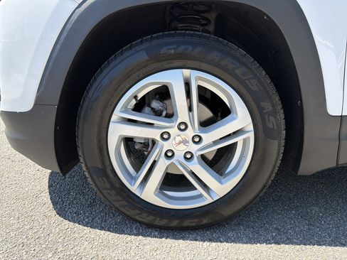 Used 2020 GMC Terrain SLE w/ Driver Convenience Package AWD/4WD image 13