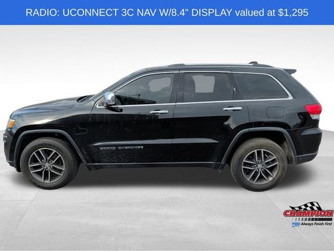 Used 2017 Jeep Grand Cherokee Limited AWD/4WD image 2