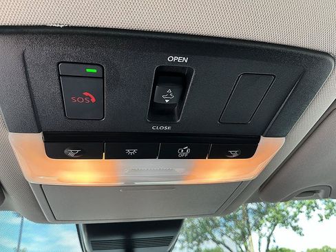 Certified 2024 Nissan Altima 2.5 SR w/ SR Premium Package AWD/4WD image 23