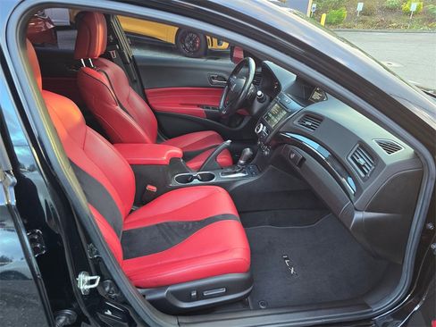 Used 2020 Acura ILX image 11