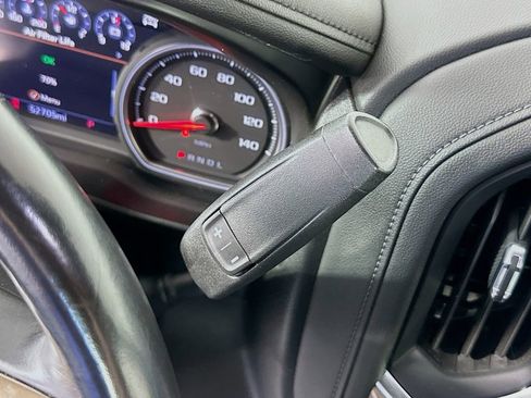 Used 2021 Chevrolet Silverado 1500 High Country image 17