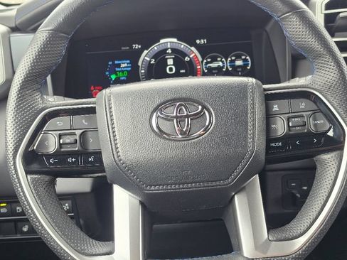 Used 2024 Toyota Sequoia Platinum w/ TRD Off-Road Package AWD/4WD image 27