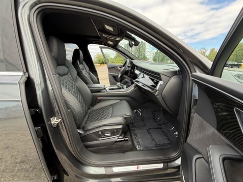 Used 2022 Audi SQ7 Prestige w/ Prestige Package image 58