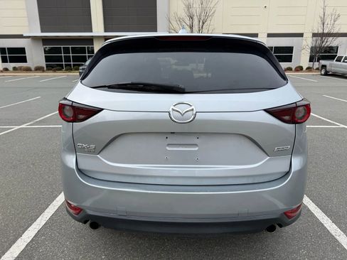 Used 2017 MAZDA CX-5 Touring image 6