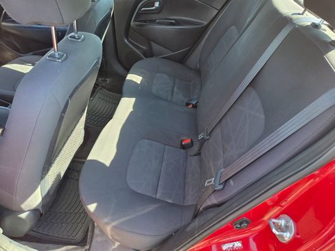 Used 2017 Kia Rio LX w/ Power Package FWD image 10