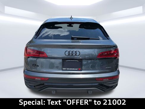 Certified 2022 Audi Q5 2.0T Prestige AWD/4WD image 5