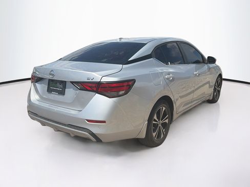 Used 2021 Nissan Sentra SV FWD image 9