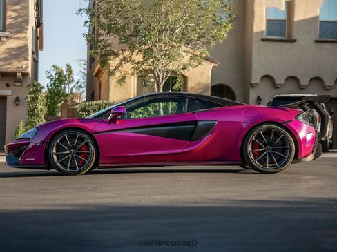 Used 2018 McLaren 570S Spider RWD image 15