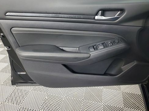 Used 2020 Nissan Altima 2.5 S FWD image 17