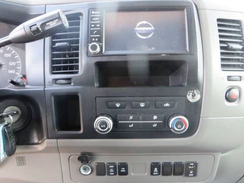 Used 2019 Nissan NV 2500 SV RWD image 41