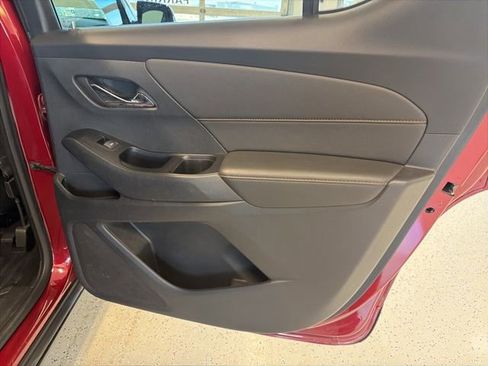 Used 2020 Chevrolet Traverse LT w/ LT Premium Package image 48