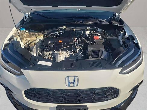 Used 2024 Honda HR-V EX-L image 9