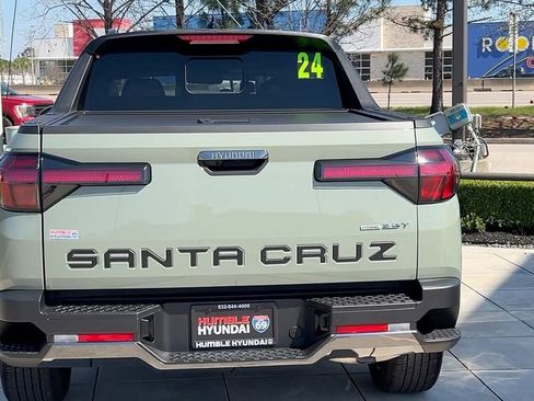 Certified 2024 Hyundai Santa Cruz Limited image 18