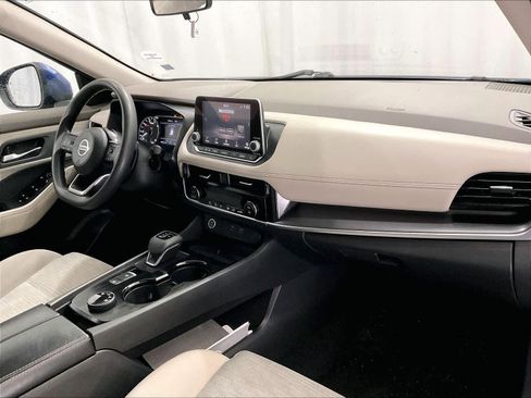 Used 2021 Nissan Rogue SV AWD/4WD image 14