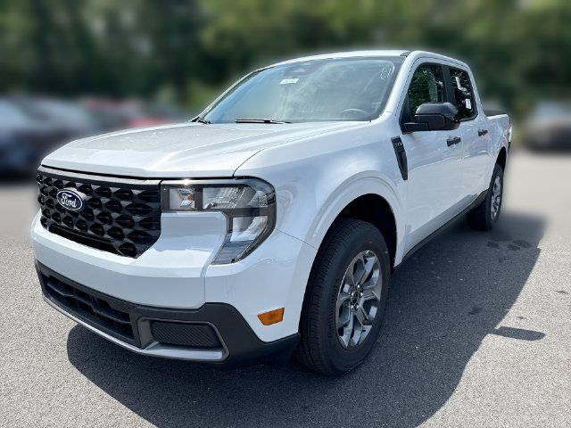 Used 2026 Ford Maverick XLT w/ XLT Luxury Package FWD image 1