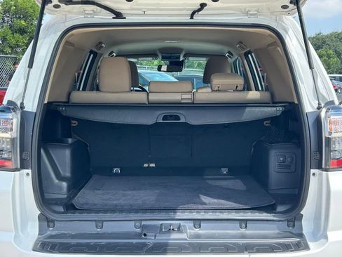 Used 2022 Toyota 4Runner SR5 RWD image 12