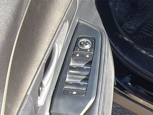 Used 2024 Toyota Grand Highlander XLE image 9