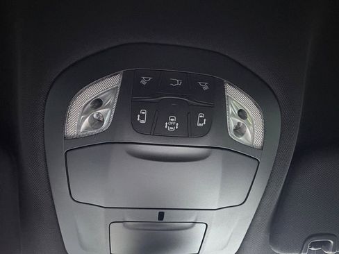 New 2026 Chrysler Pacifica Select FWD image 26