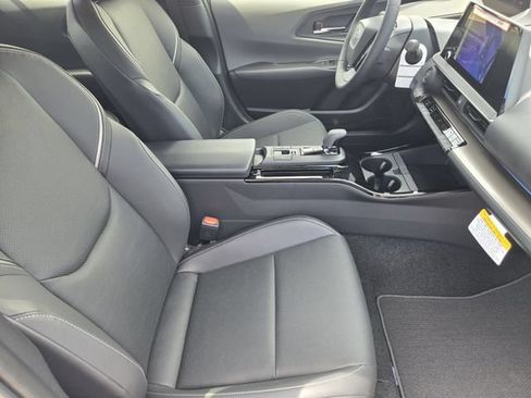 New 2027 Toyota Prius XLE FWD image 13