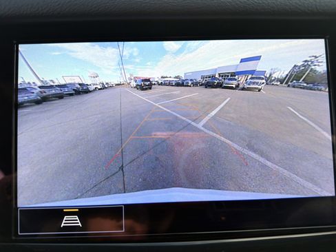 Used 2022 Cadillac XT6 Premium Luxury w/ LPO, Floor Liner Package image 33