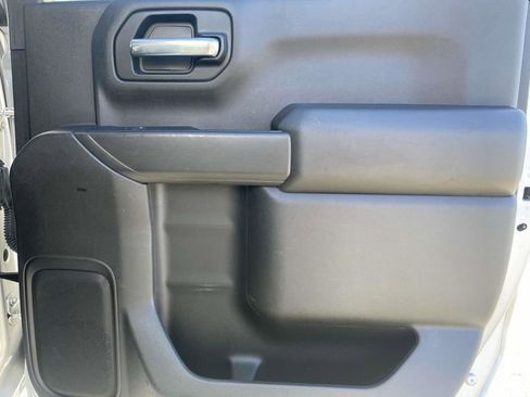 Used 2022 Chevrolet Silverado 1500 LT image 18