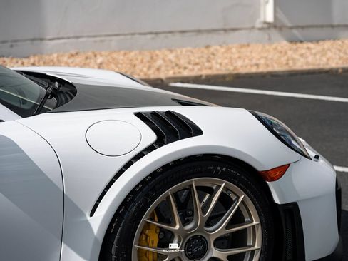 Used 2018 Porsche 911 GT2 RS RWD image 26