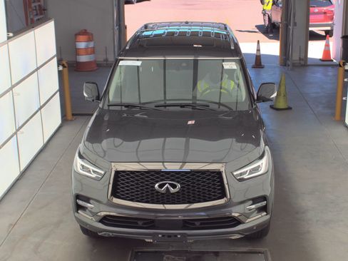 Used 2024 INFINITI QX80 Premium Select w/ Cargo Package AWD/4WD image 2