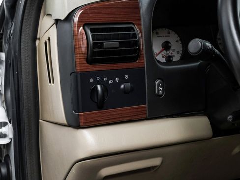 Used 2006 Ford F250 Lariat image 22