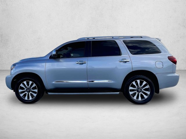 Used 2018 Toyota Sequoia Limited w/ Safety & Convenience Package RWD image 6