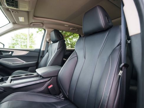 Certified 2026 Acura MDX SH-AWD w/ Technology Package image 8
