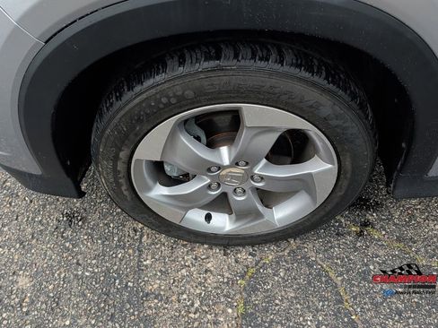 Used 2017 Honda HR-V EX image 10