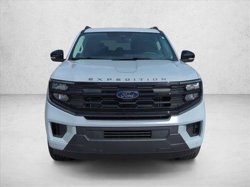 New 2026 Ford Expedition Active RWD image 6