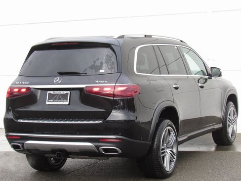Certified 2025 Mercedes-Benz GLS 450 4MATIC image 6