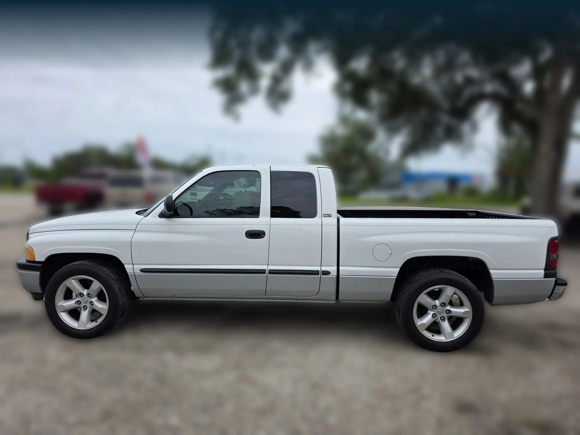 Used 2000 Dodge Ram 1500 Truck 2WD Quad Cab image 8